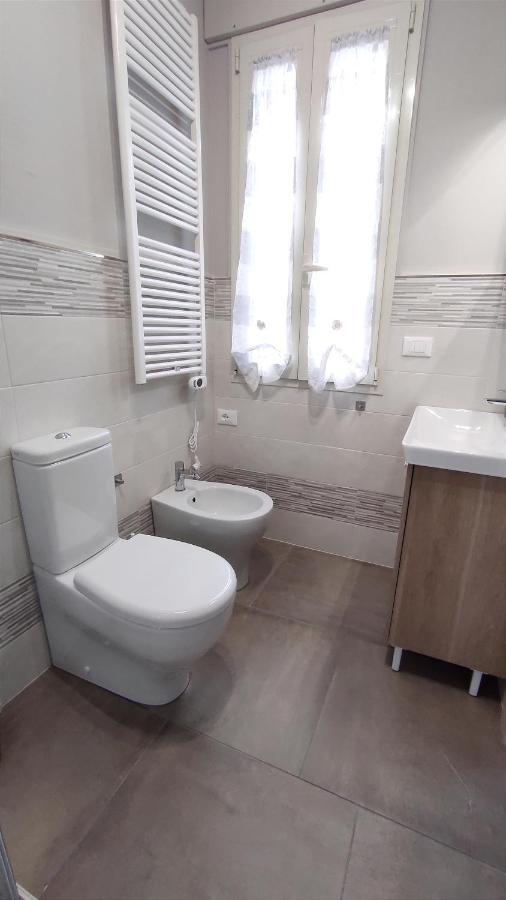 Gli Ulivi Rooms Lucca Bagian luar foto
